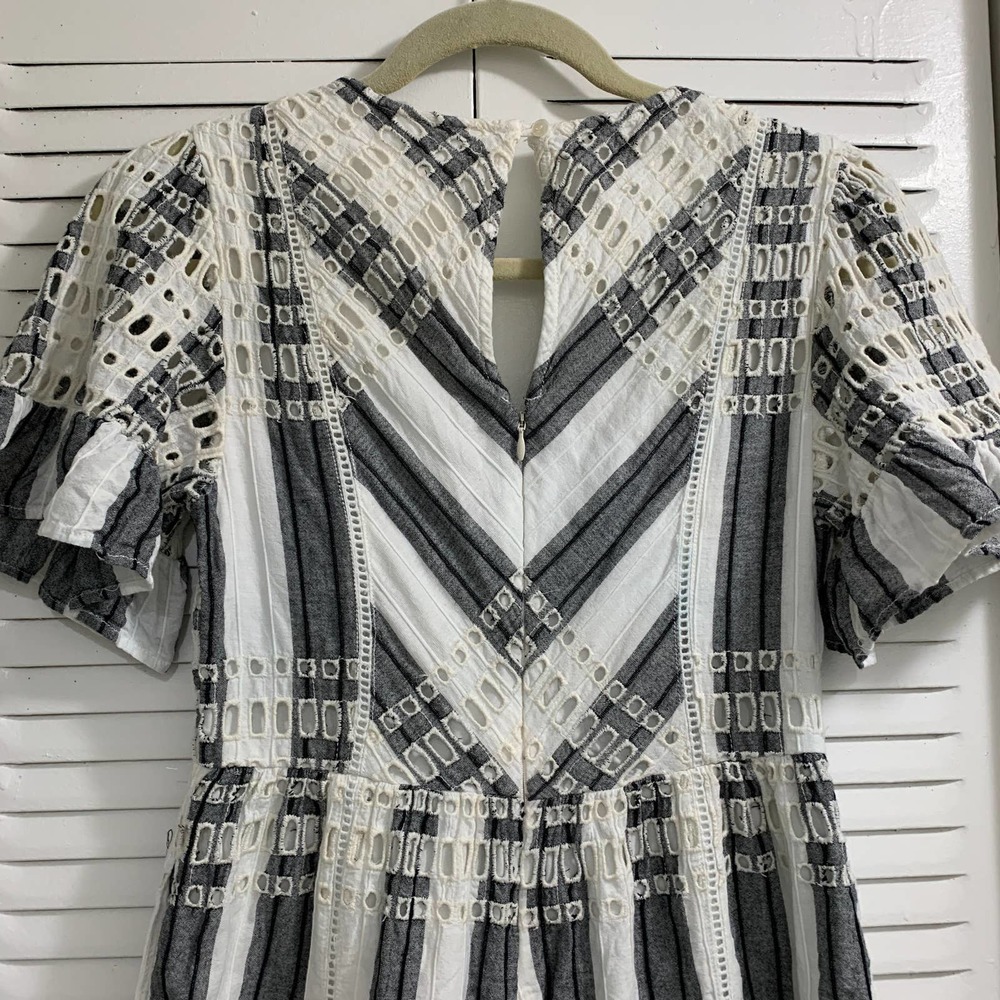 Anthropologie Ett:Twa Eyelet Ruffle Romper Blue Size 0 - Picture 7 of 11